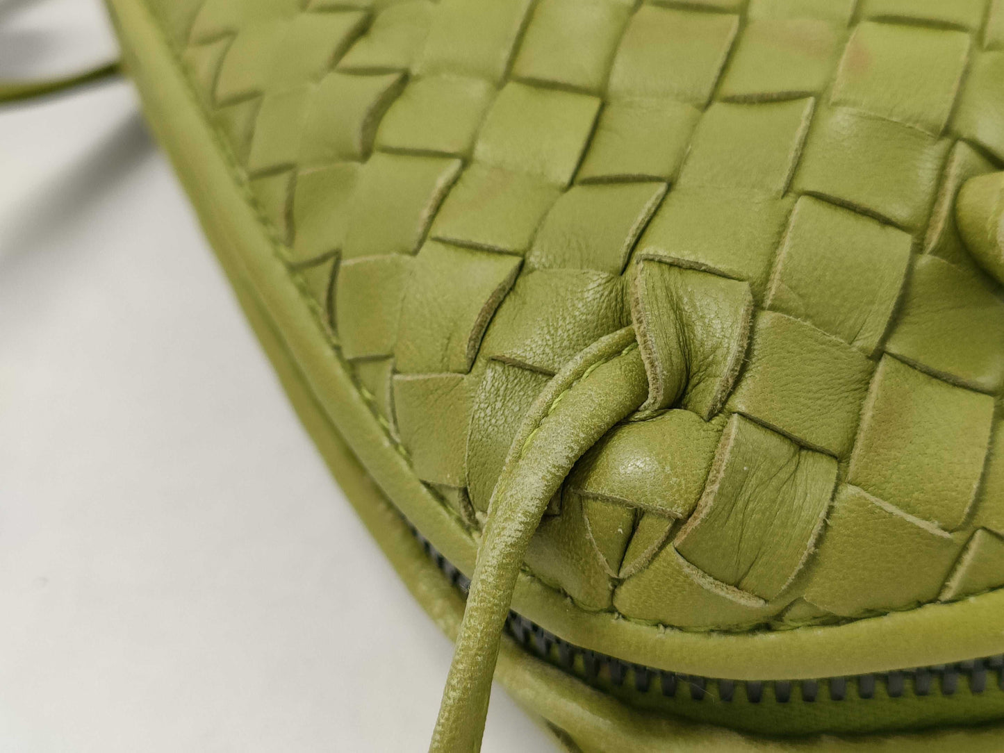 BOTTEGA VENETA Intrecciato Dini Shoulder Bag in Green Leather