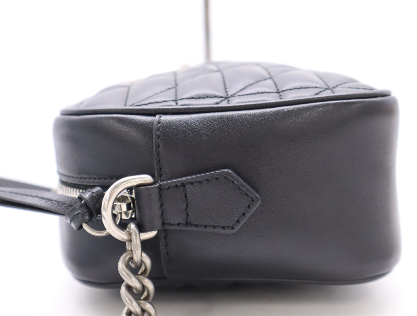 GUCCI 447632 GG Marmont Small Shoulder Bag, Leather, Quilted with GG Logo, Black, Includes Dust Bag