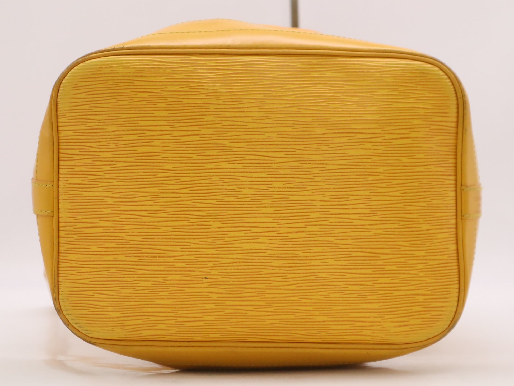 LOUIS VUITTON M44109 Petit Noe Tassili Yellow Shoulder Bag