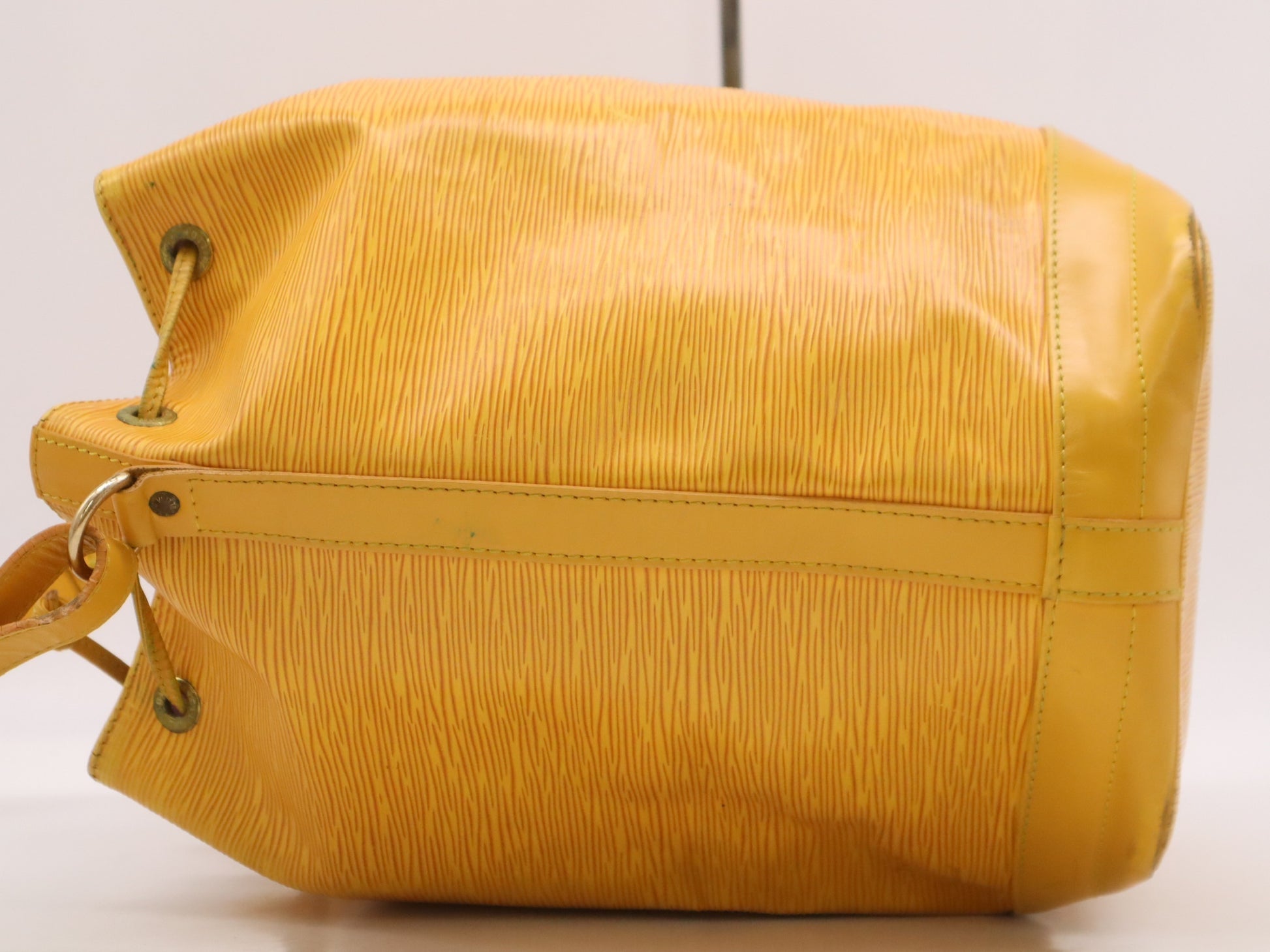 LOUIS VUITTON M44109 Petit Noe Tassili Yellow Shoulder Bag