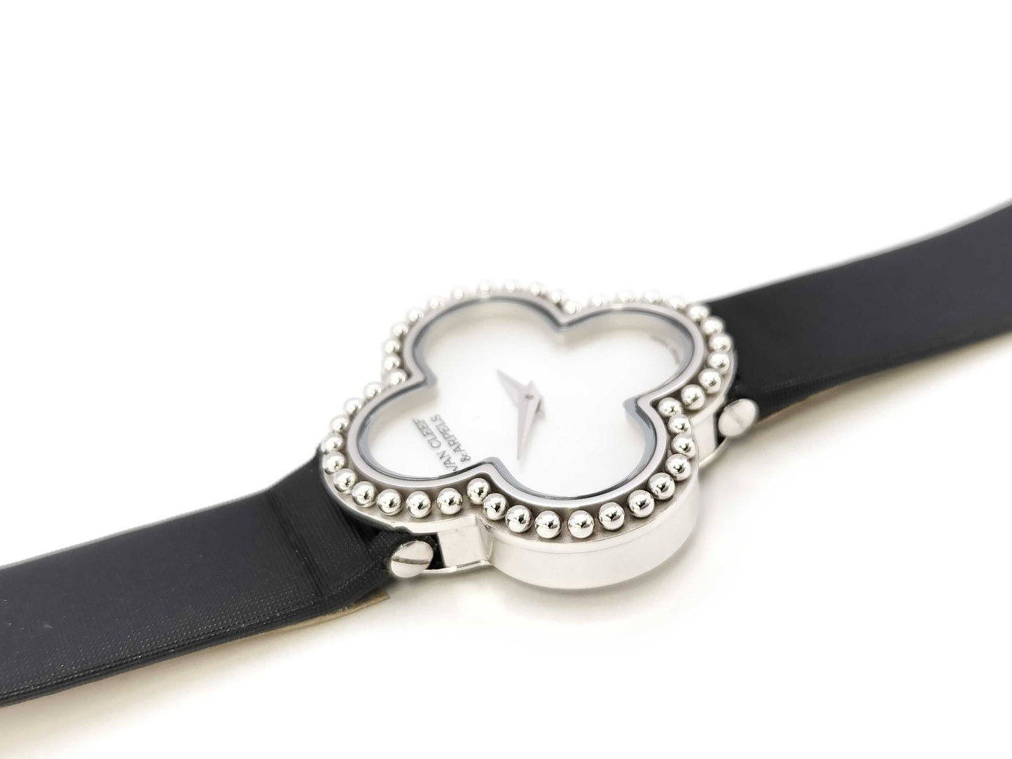 Van Cleef&Arpels Alhambra VCARD21600 HH127654 336574 Quartz Shell Dial K18 Women's Watch