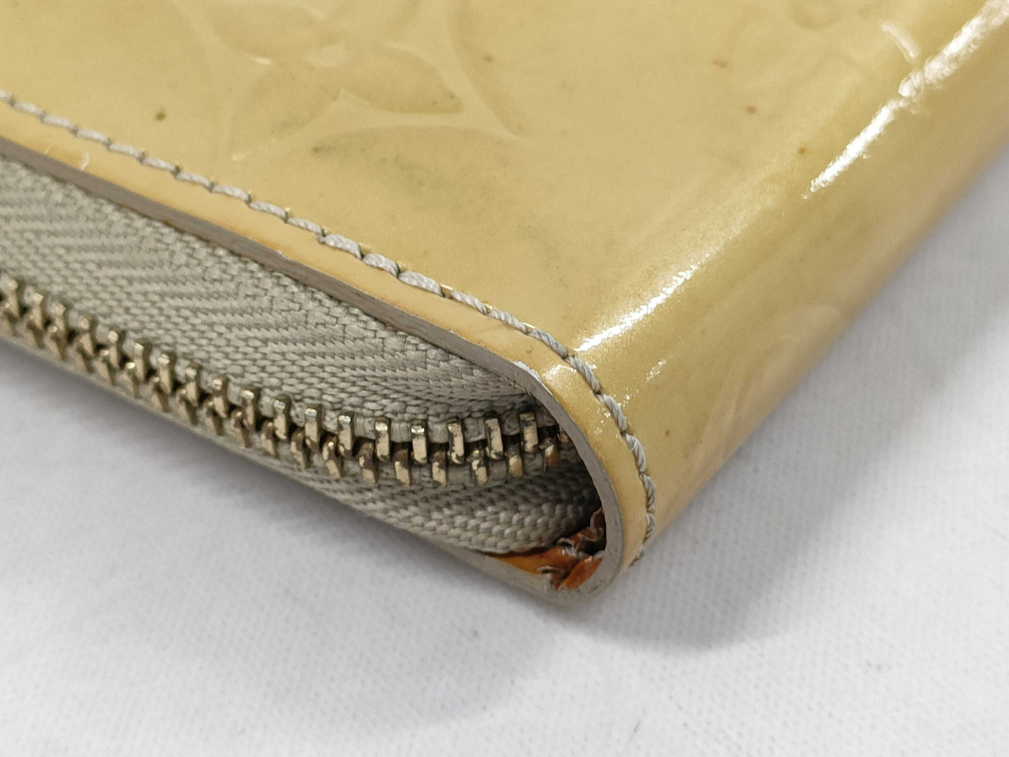 LOUIS VUITTON M91015 Vernis Bloom Wallet