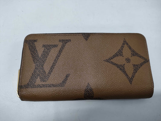 LOUIS VUITTON M69353 Monogram Giant Reverse Zippy Wallet RFID Verified Box and Dust Bag Included