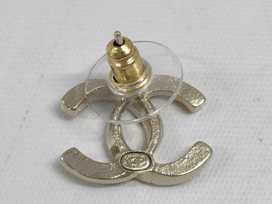 CHANEL Coco Mark Rhinestone Earrings, One Earring Only, Metal Gold with Comments, L24P