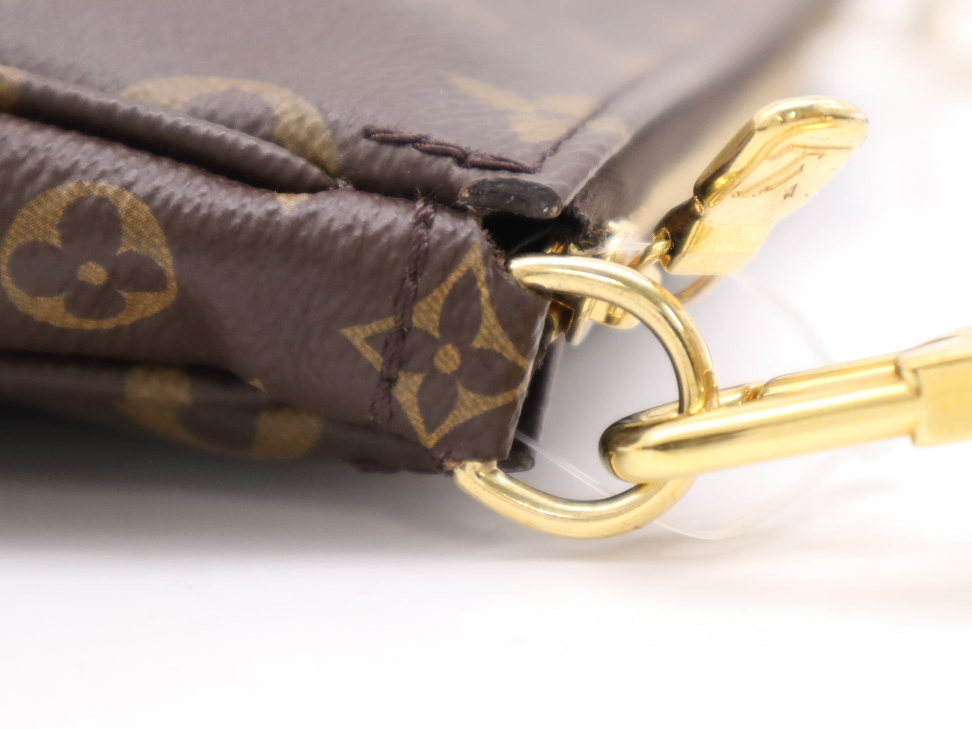 LOUIS VUITTON M44813 Monogram Multi Pochette Accessoires Khaki Shoulder Bag with Shoulder Strap