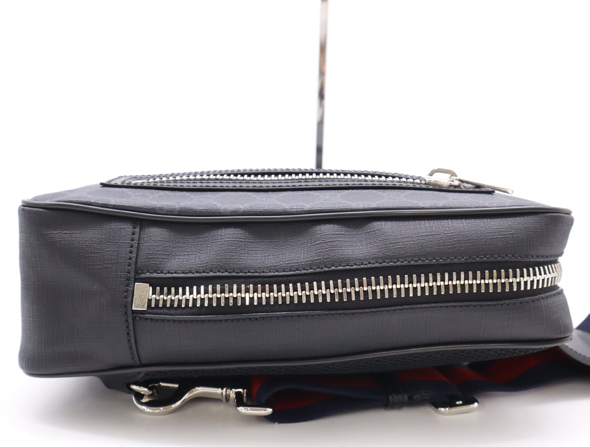 GUCCI 478325 GG Supreme Body Bag Black Waist Bag