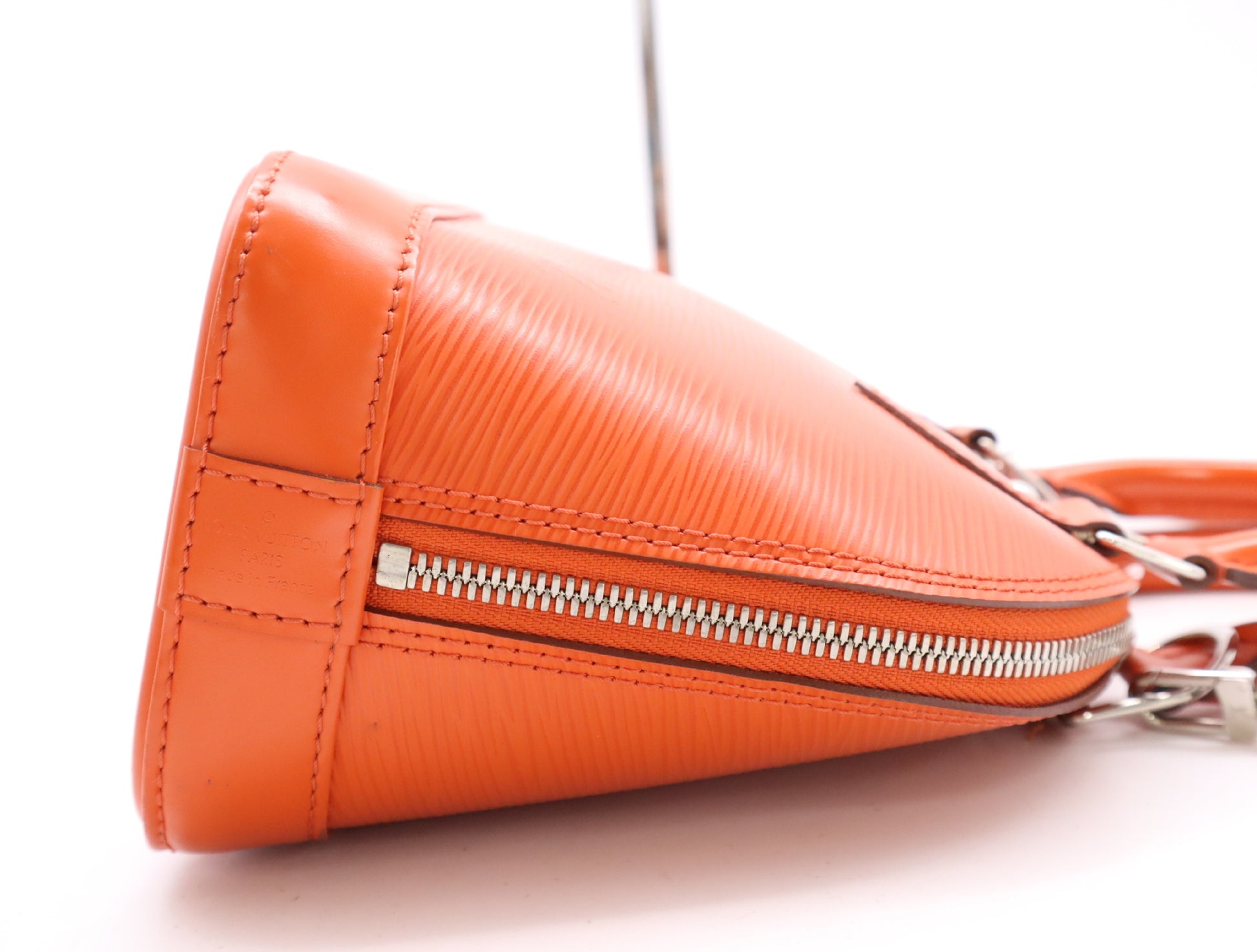 LOUIS VUITTON M57429 Epi Alma BB Orange Handbag with Shoulder Strap, Cloche, Cadena, and Two Keys