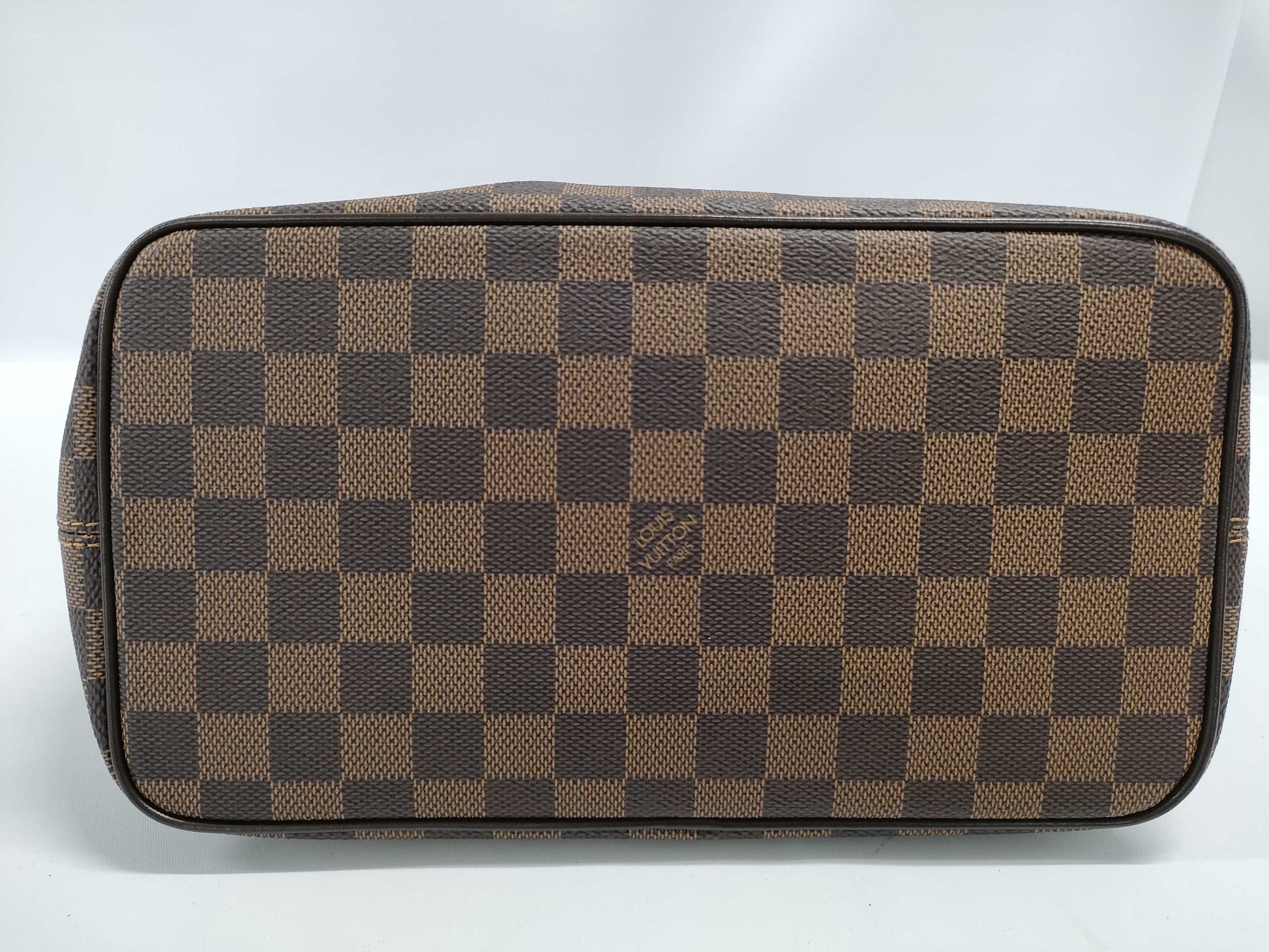 LOUIS VUITTON N51183 Damier Saleya PM Handbag