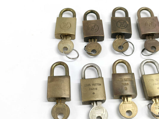 LOUIS VUITTON Cadena Key Set of 10 Other Accessories