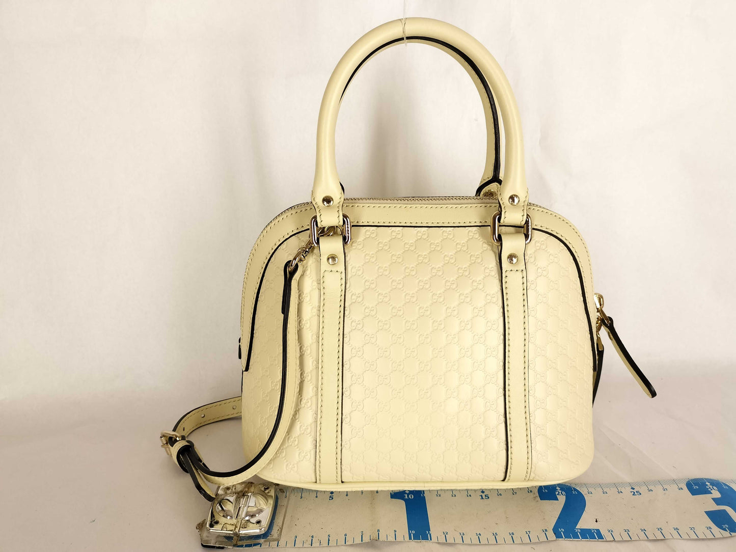 GUCCI GG Micro GG Shoulder Bag White Shoulder Bag