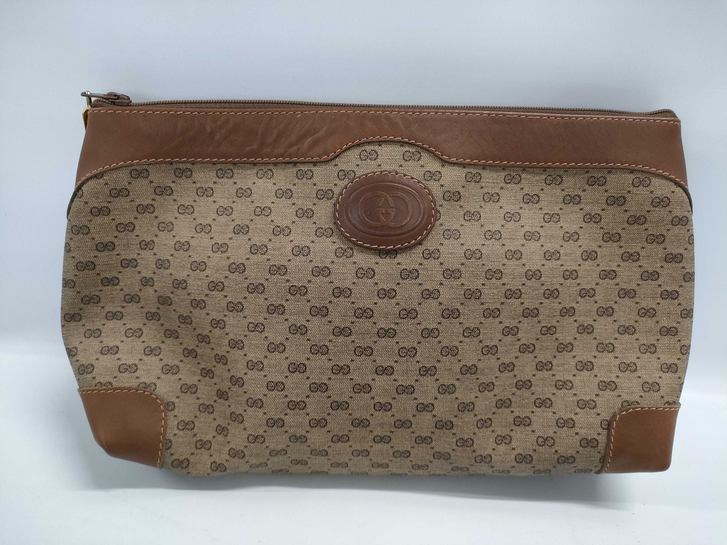 GUCCI Micro GG Pouch