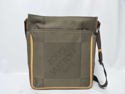 LOUIS VUITTON Damier Geant Companion Shoulder Bag