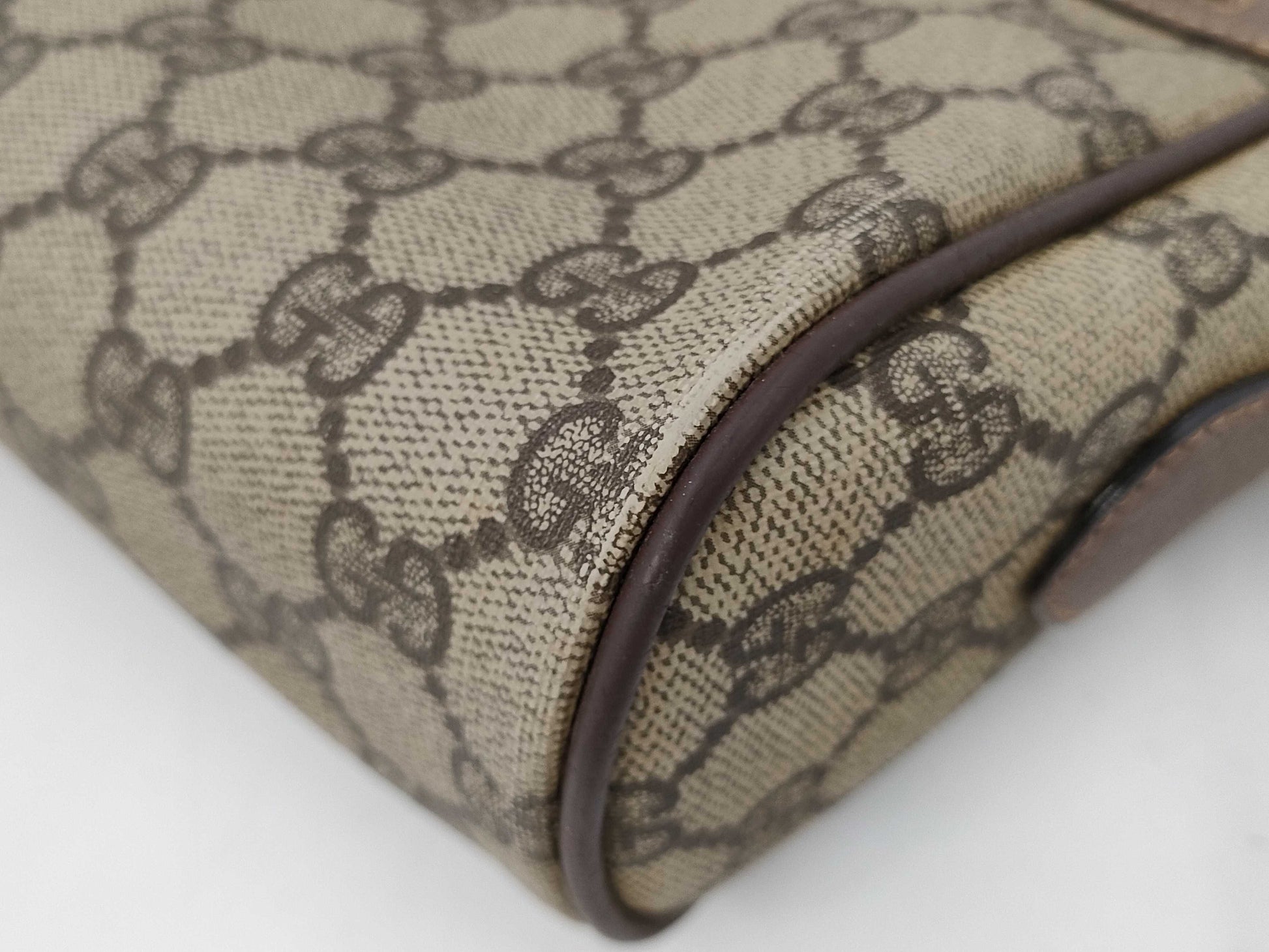GUCCI GG Supreme Shoulder Bag Shoulder Bag