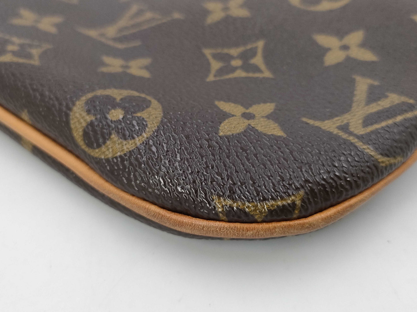LOUIS VUITTON Vuitton Monogram Pochette Bosfall Shoulder Bag