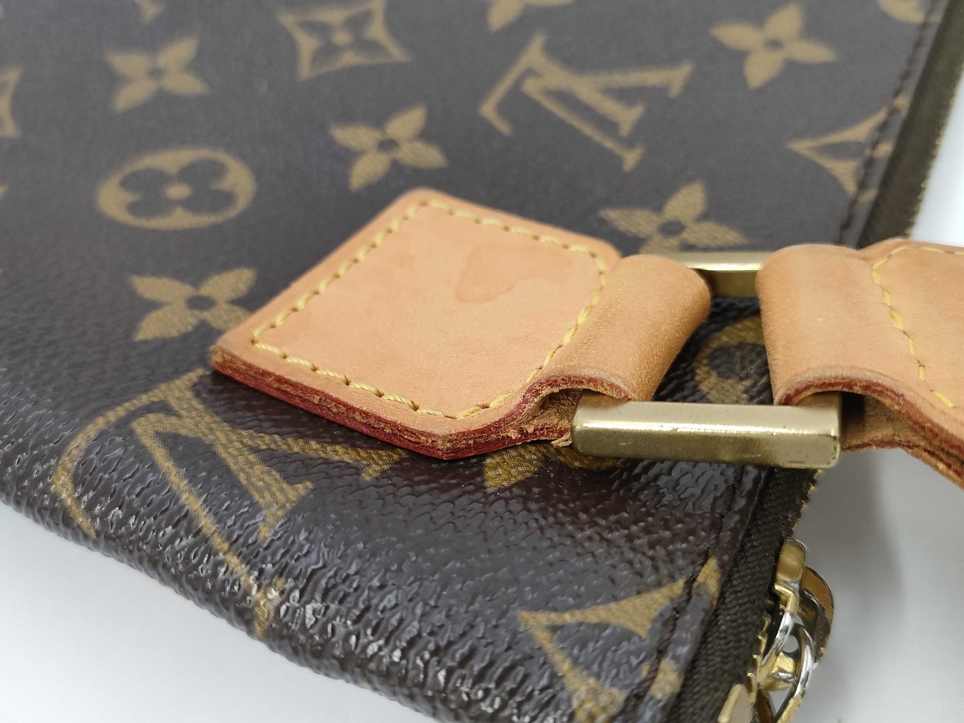LOUIS VUITTON Vuitton Monogram Pochette Bosfall Shoulder Bag