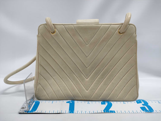 CHANEL V-Stitch Handbag