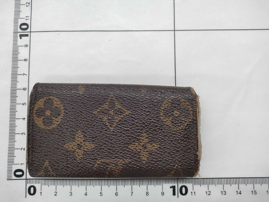 LOUIS VUITTON Vuitton Monogram Murtikle Keycase & Keychain