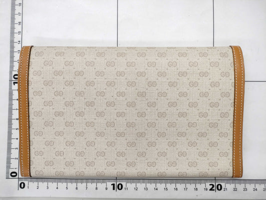 GUCCI Gucci MicroGG Wallet White Wallet