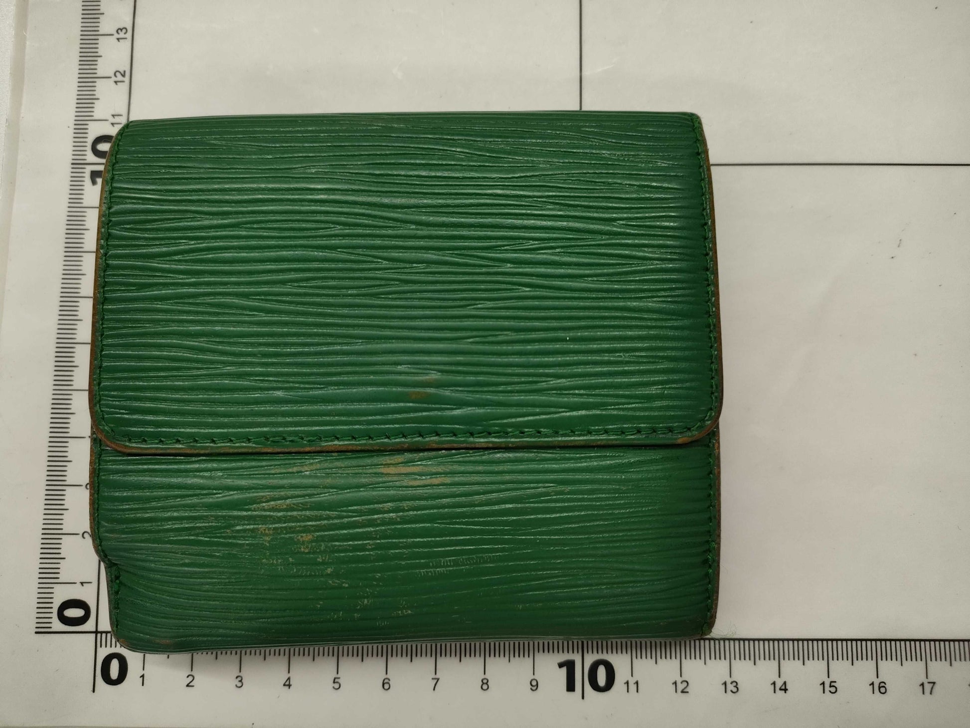 LOUIS VUITTON Vuitton Epi Folding Wallet Green Wallet