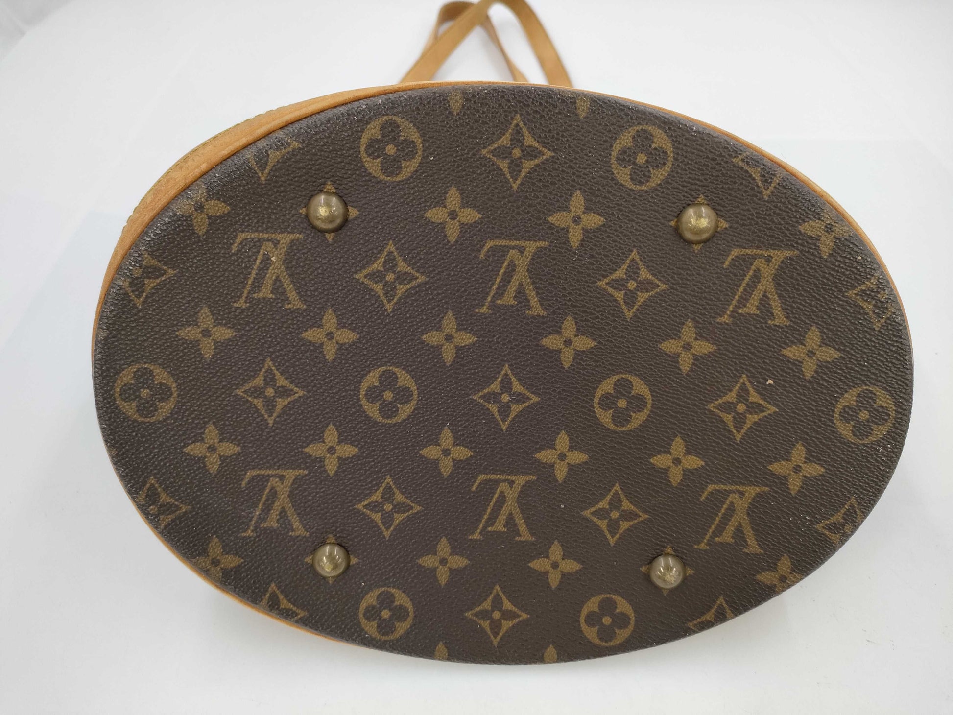 LOUIS VUITTON Vuitton Monogram Bucket GM Handbag