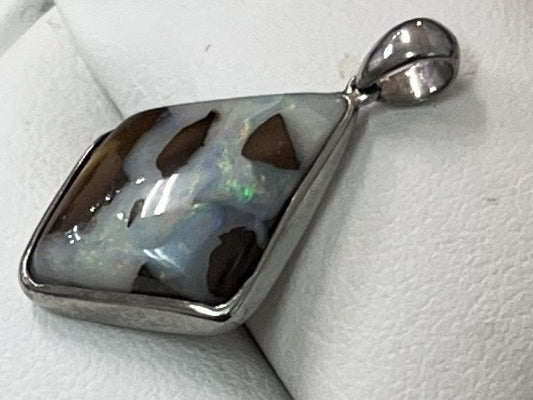 OP4.65ct K18WG 2.6g Pendant Top