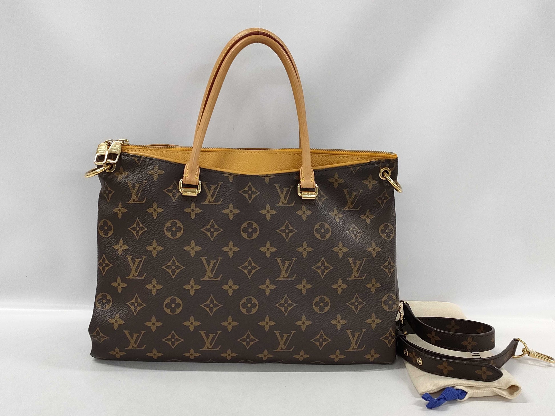LOUIS VUITTON Monogram Pallas M40929/CA0174 Bag
