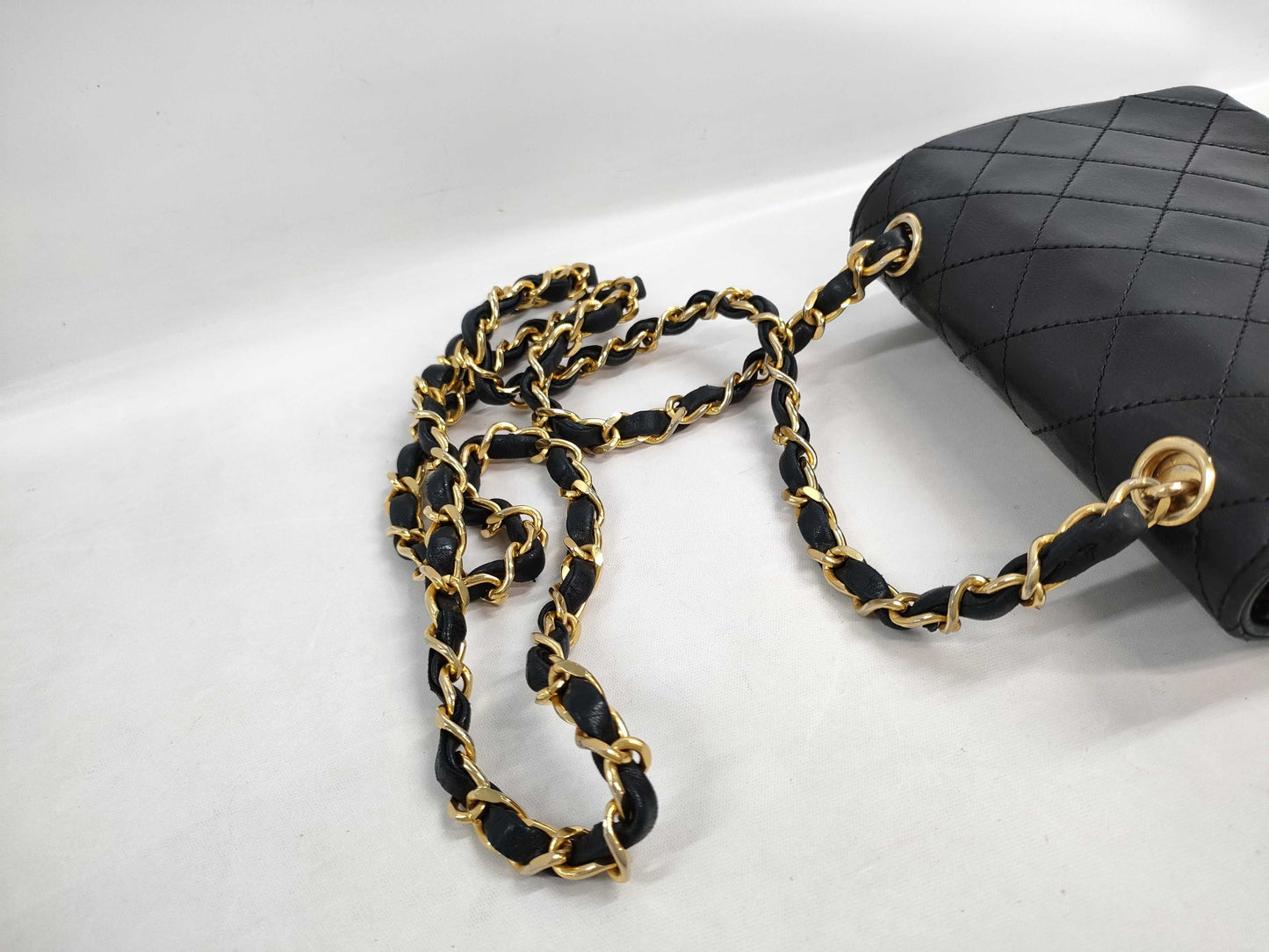 CHANEL CHANEL Lambskin Mini Matelasse Chain Shoulder Bag