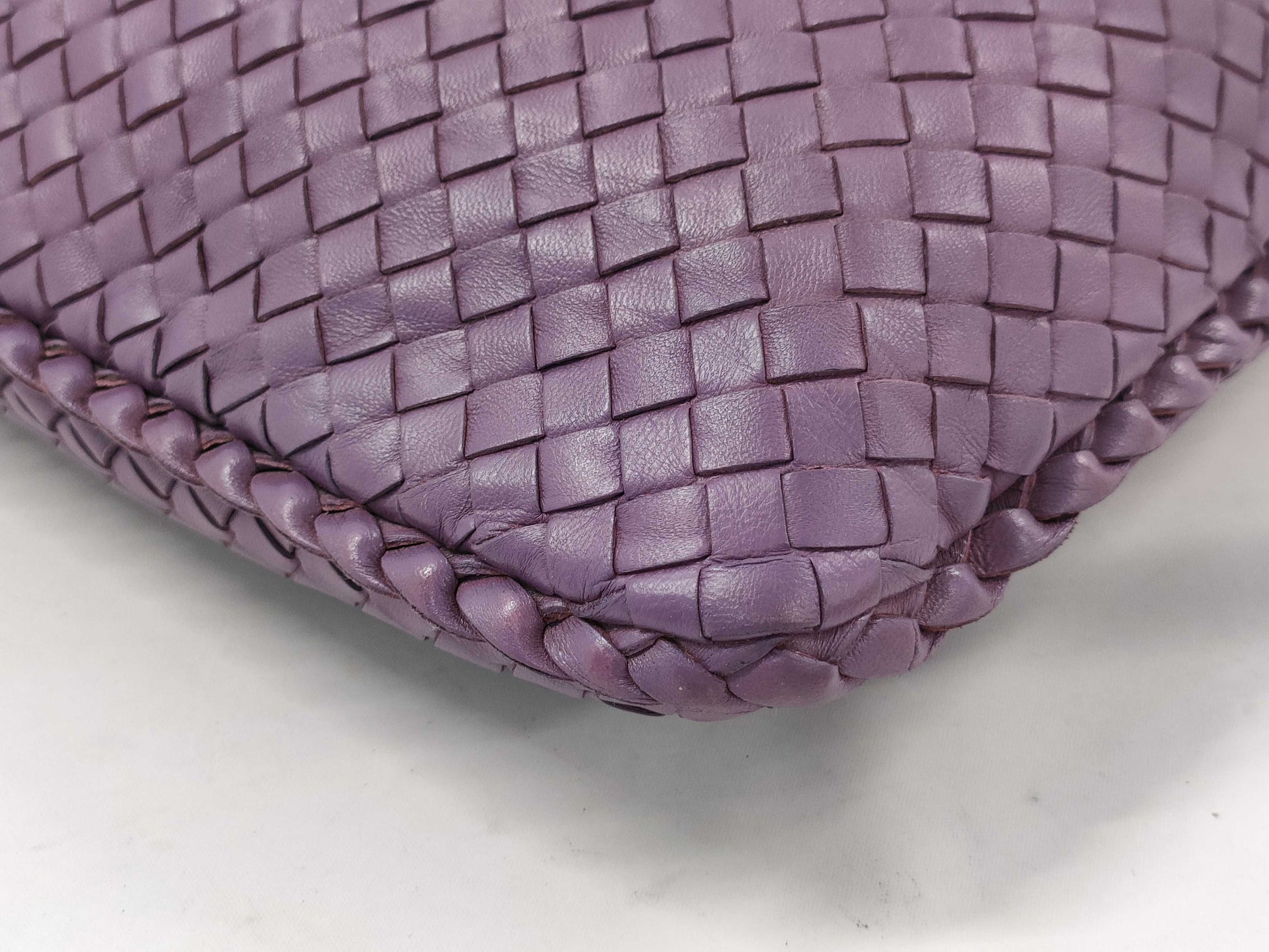 BOTTEGA VENETA Intrecciato Leather Purple Handbag
