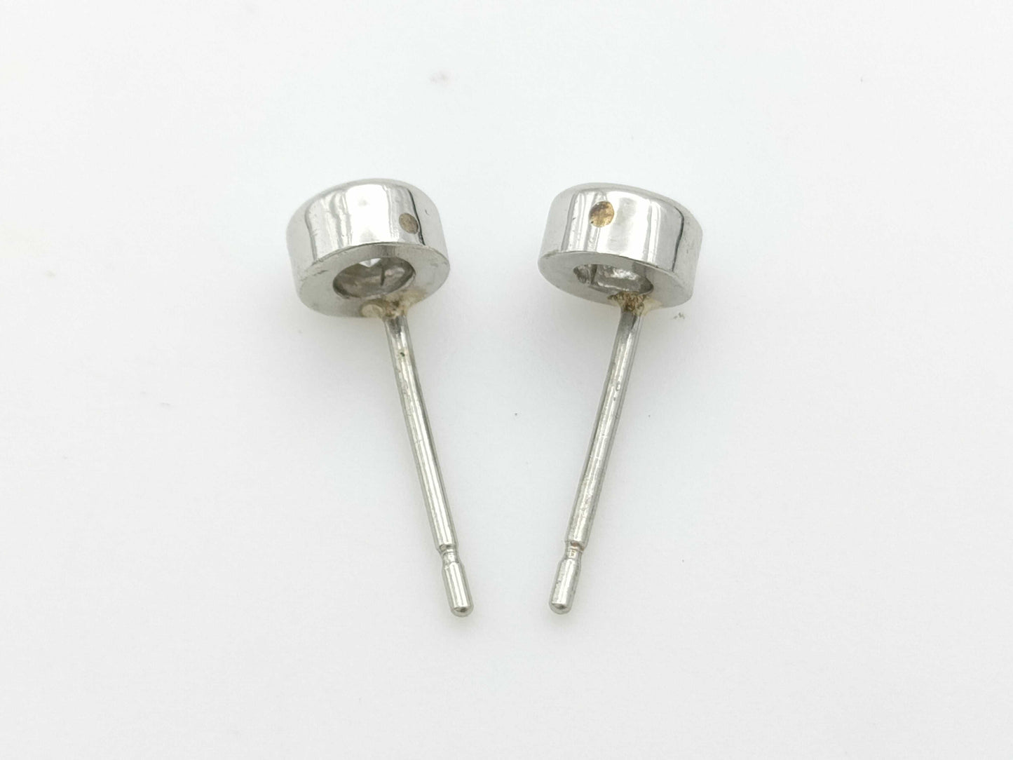 D0.15ct D0.15ct PT900 1.2g Earrings