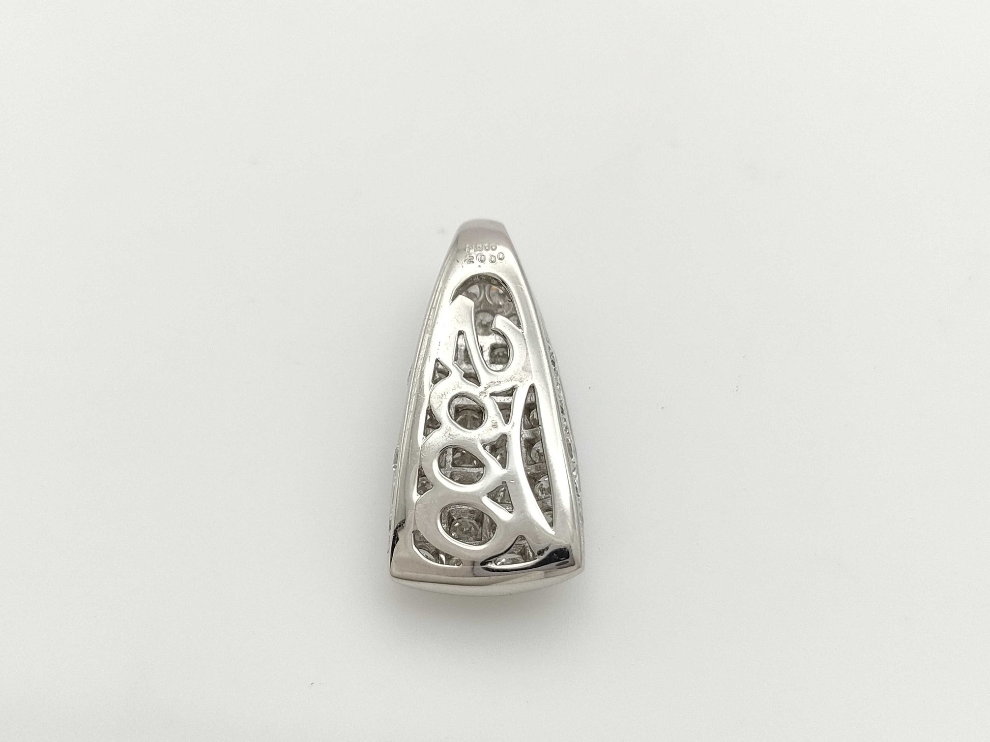D2.000ct PT900 7.0g Pendant Top