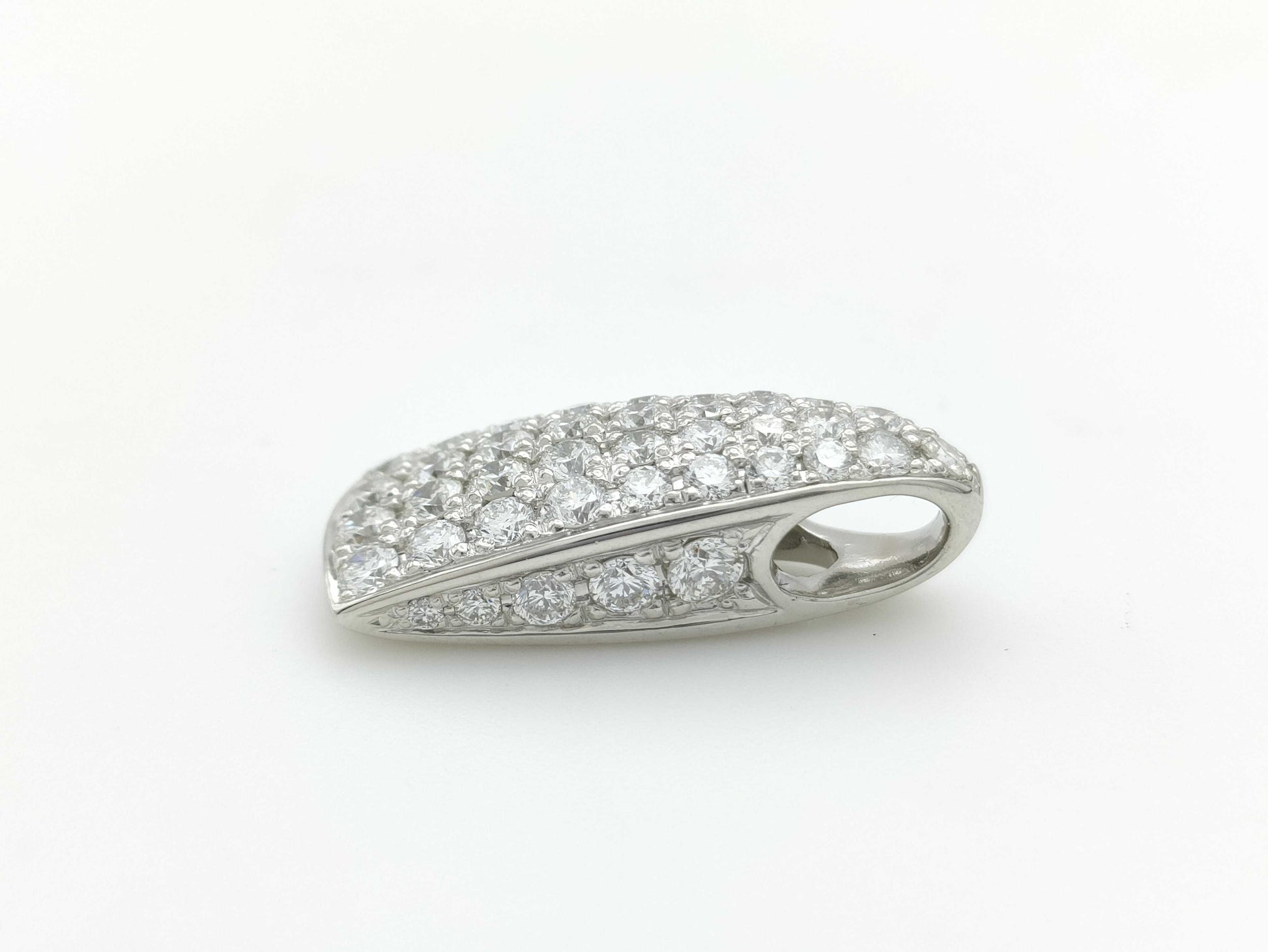 D2.000ct PT900 7.0g Pendant Top