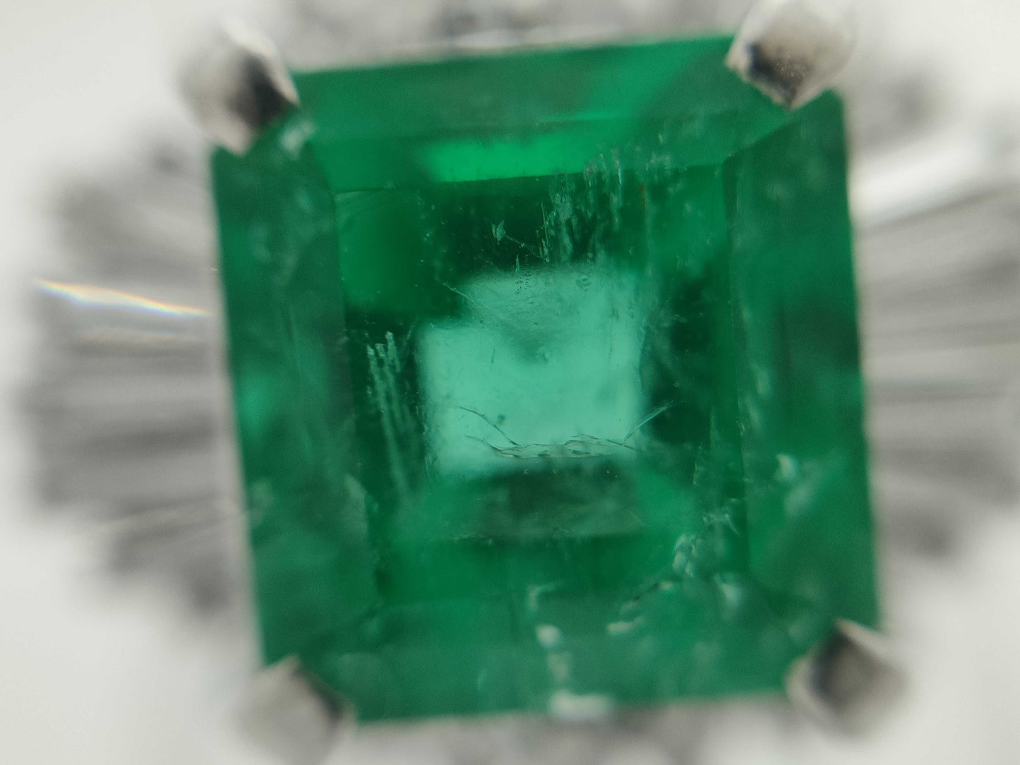 E2.60ct D0.80ct PT900 7.5g Ring