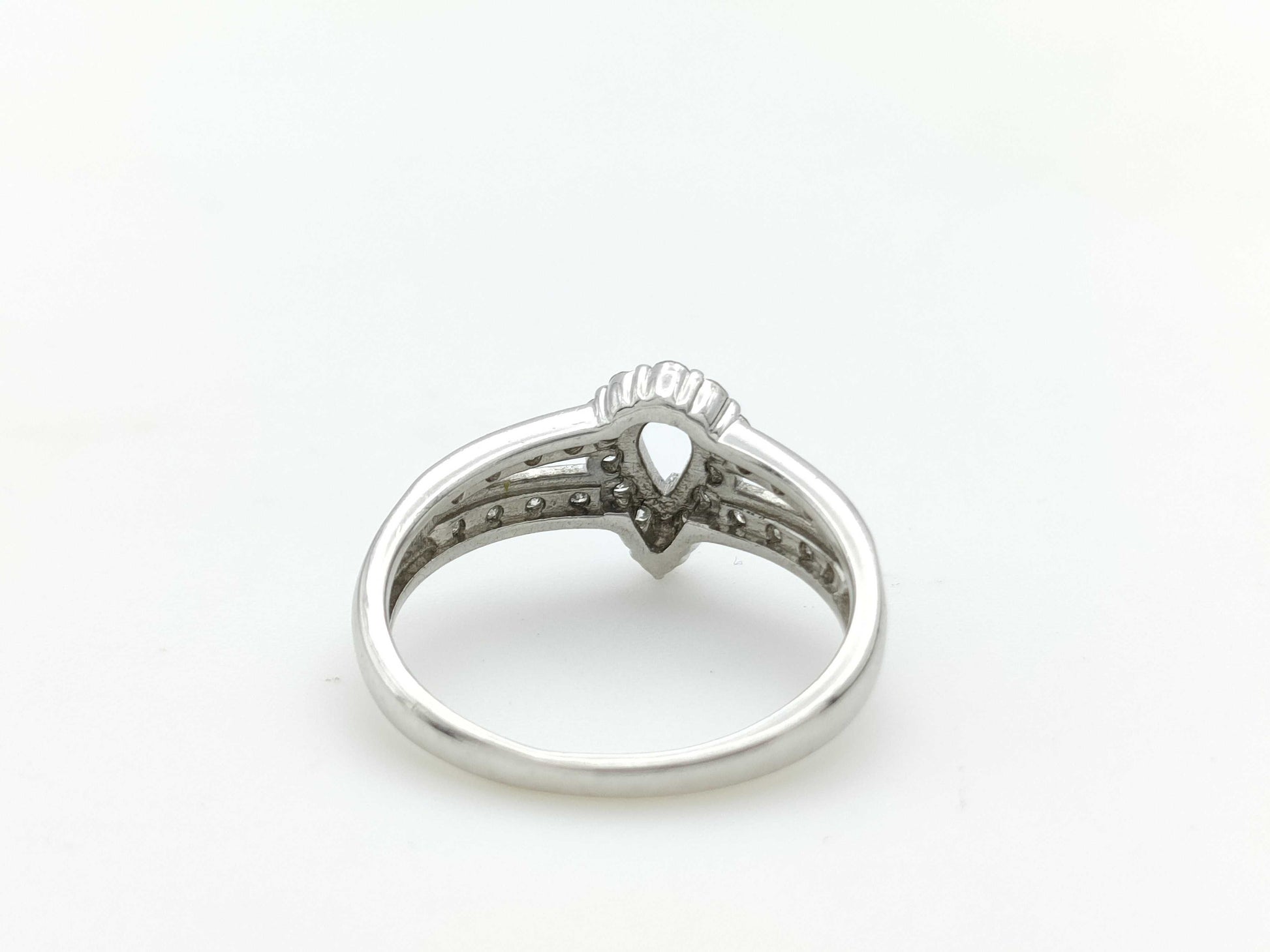 D0.26ct Empty Frame PT900 3.4g Ring