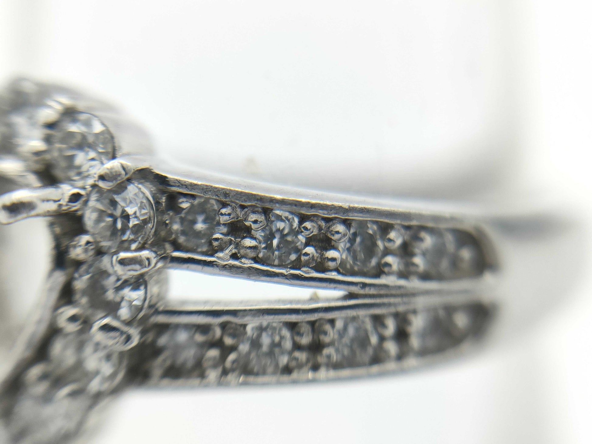 D0.26ct Empty Frame PT900 3.4g Ring