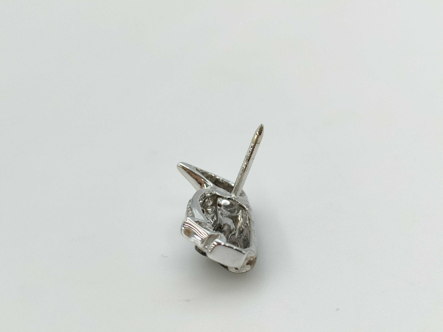 Penguin Motif R0.01ct D0.17ct K18WG 1.4g Brooch