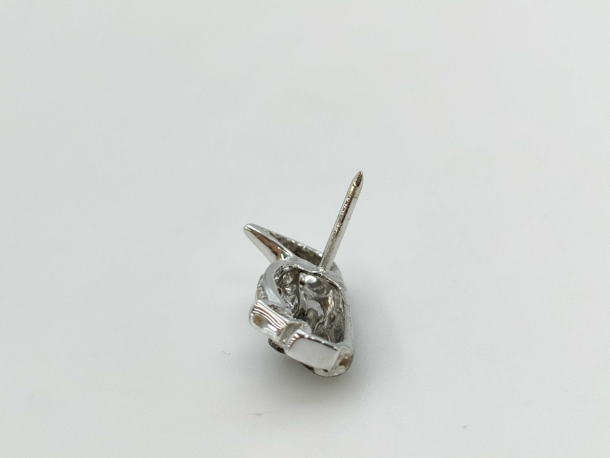 Penguin Motif R0.01ct D0.17ct K18WG 1.4g Brooch
