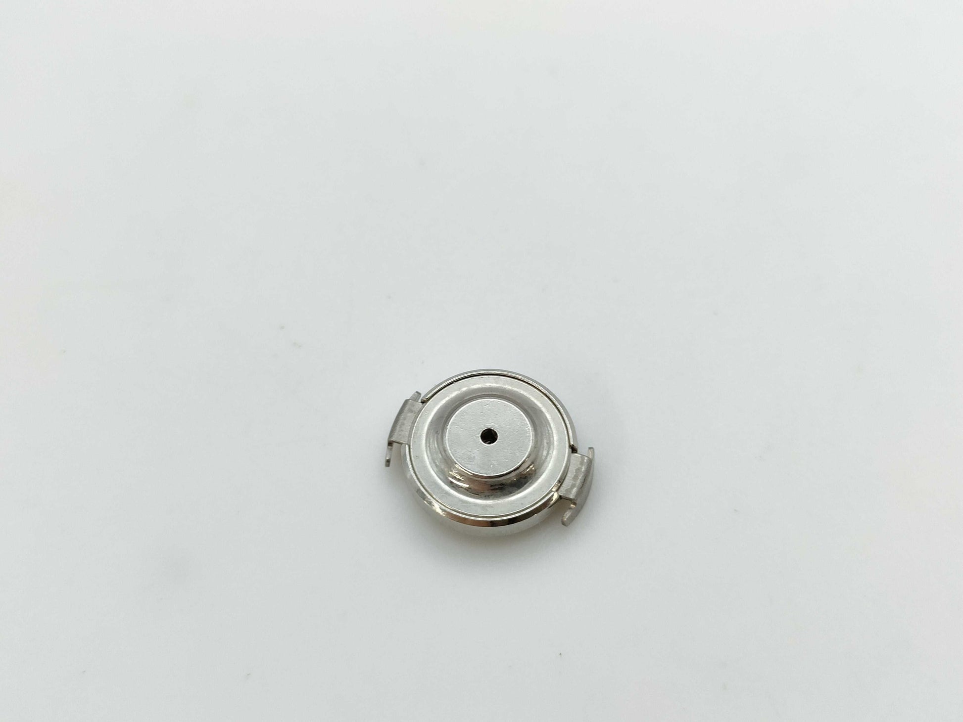 Penguin Motif R0.01ct D0.17ct K18WG 1.4g Brooch