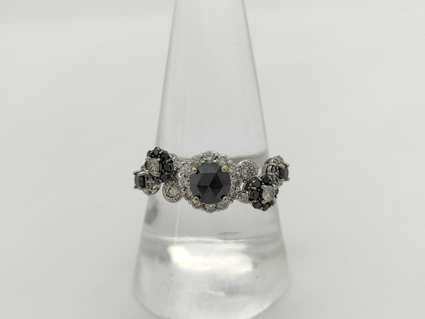 D0.86ct D0.63ct K18WG 4.2g Ring