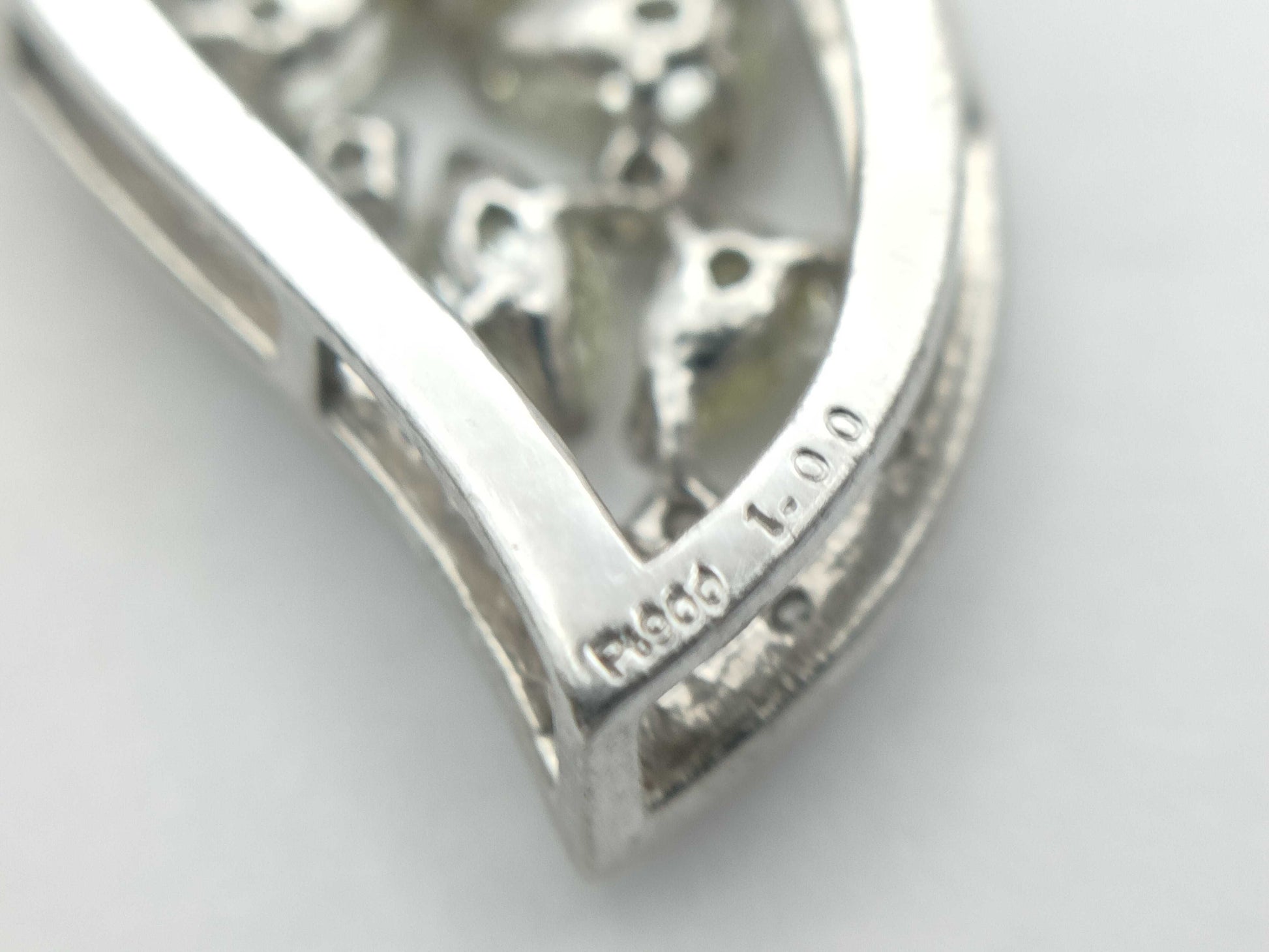 D1.00ct PT900 3.9g Pendant Top