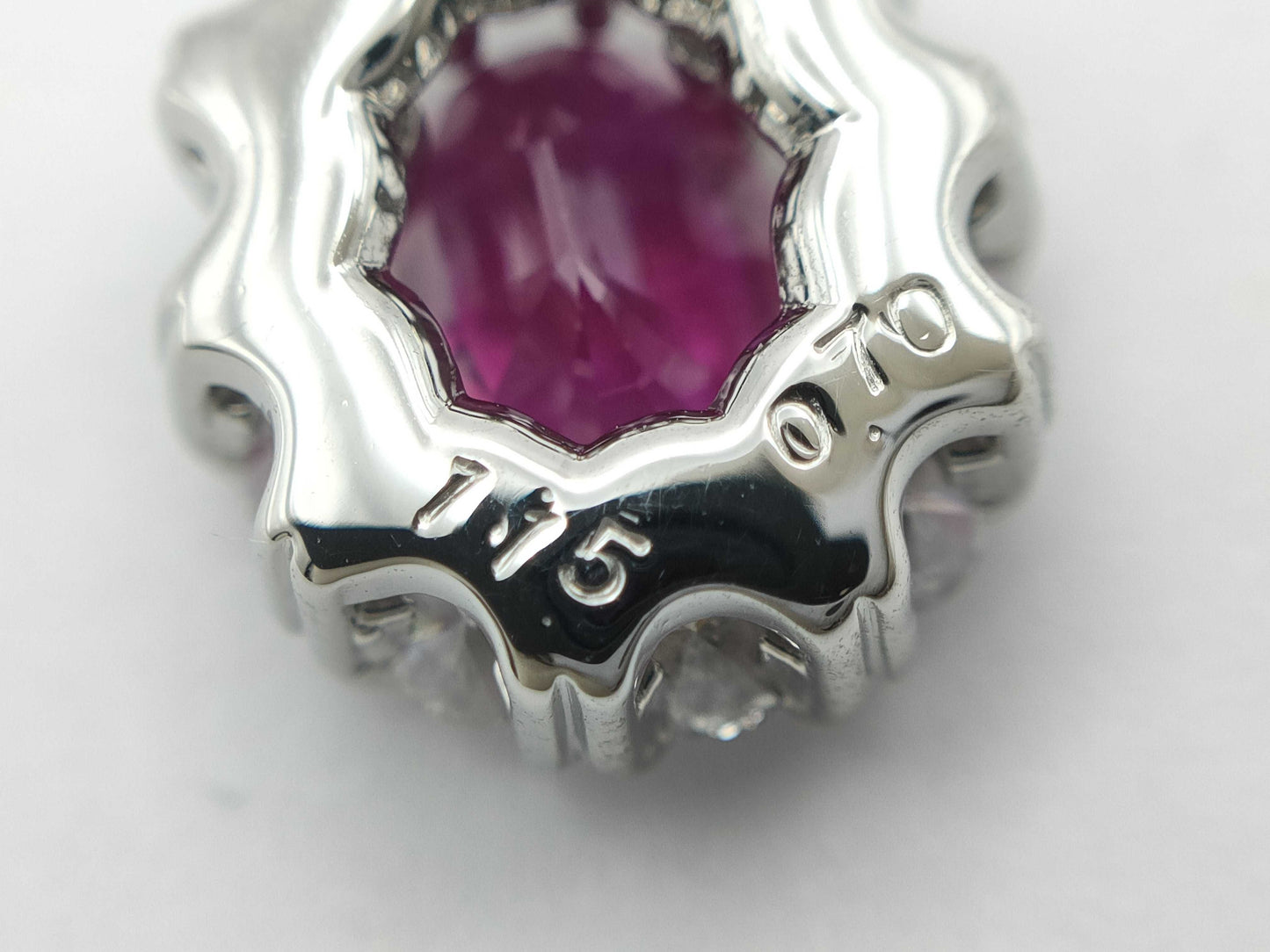 R1.15ct D0.70ct PT900 3.3g Pendant Top