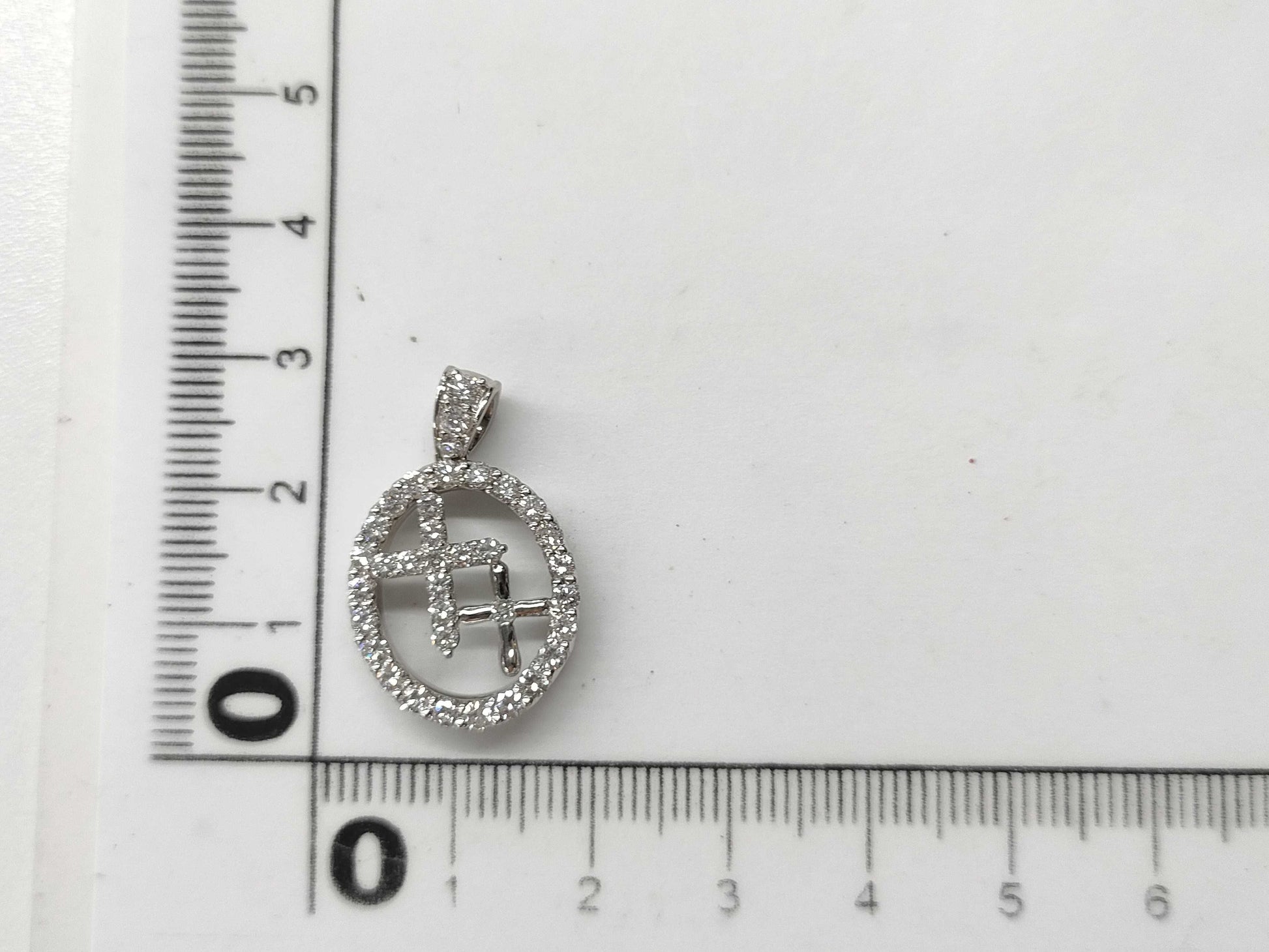 D1.00ct PT900 7.6g Pendant Top