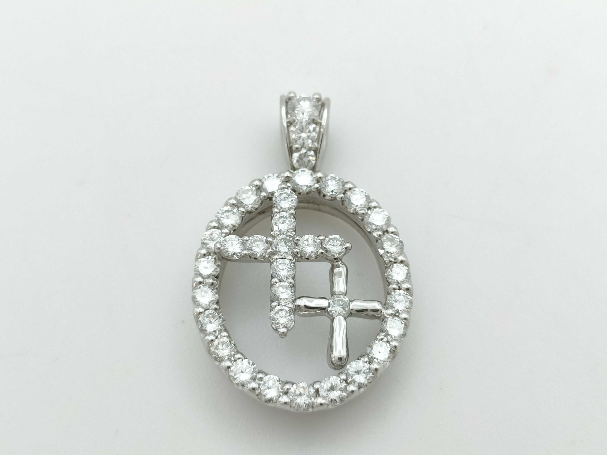 D1.00ct PT900 7.6g Pendant Top