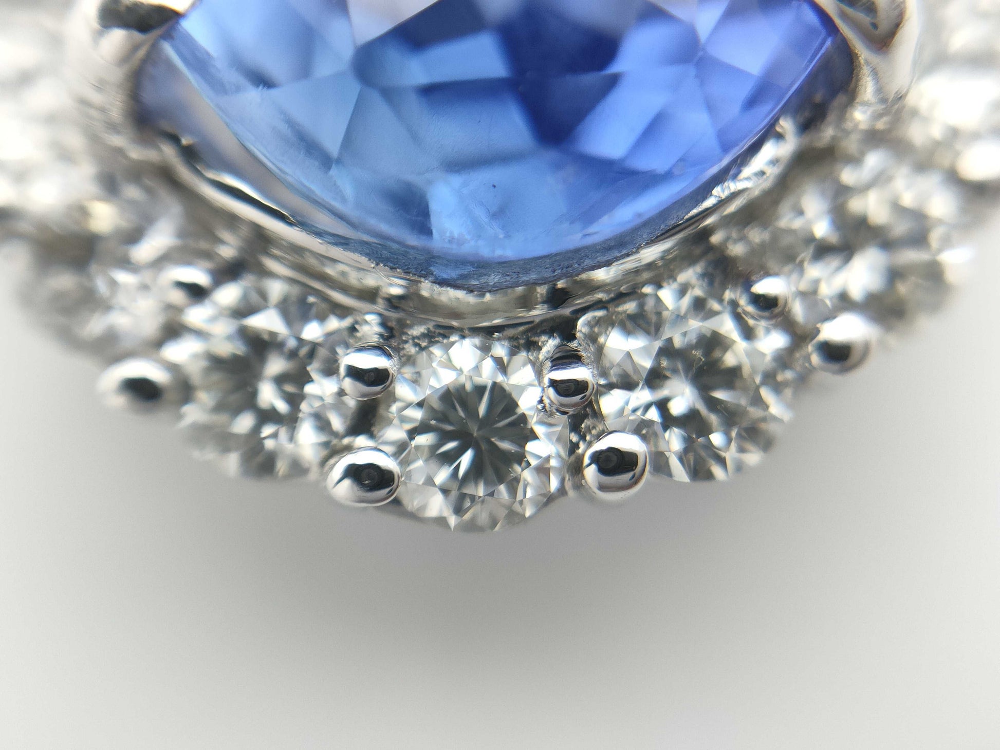 S9.57ct D1.316ct 750 6.5g Pendant Top