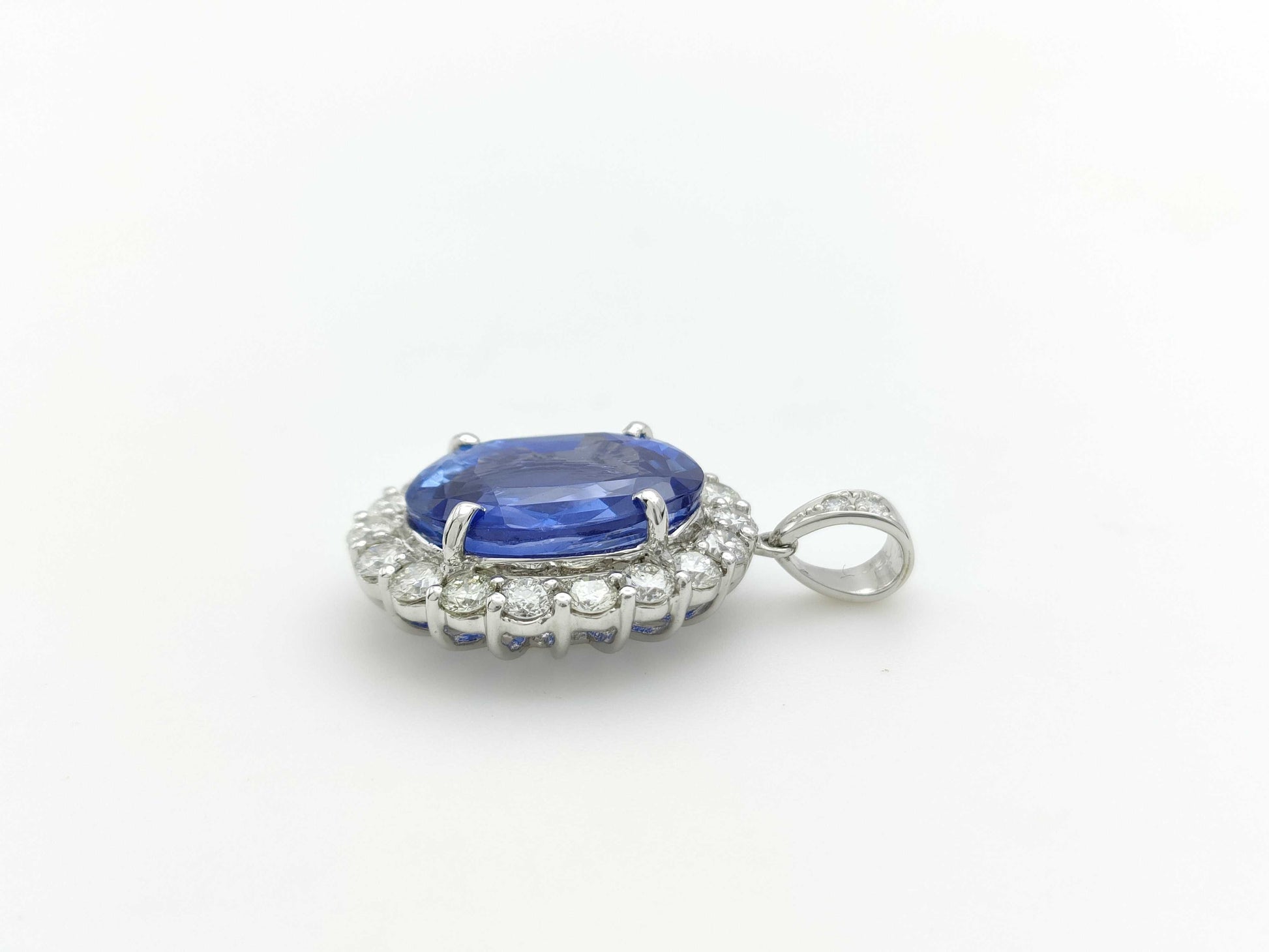 S9.57ct D1.316ct 750 6.5g Pendant Top