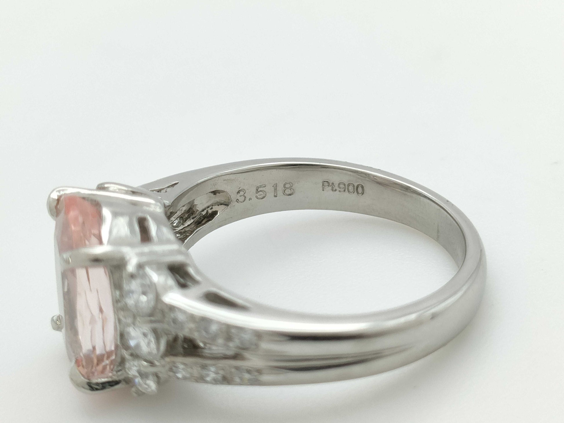 Paparazzia Sapphire 3.518ct D0.483ct PT900 8.4g Ring