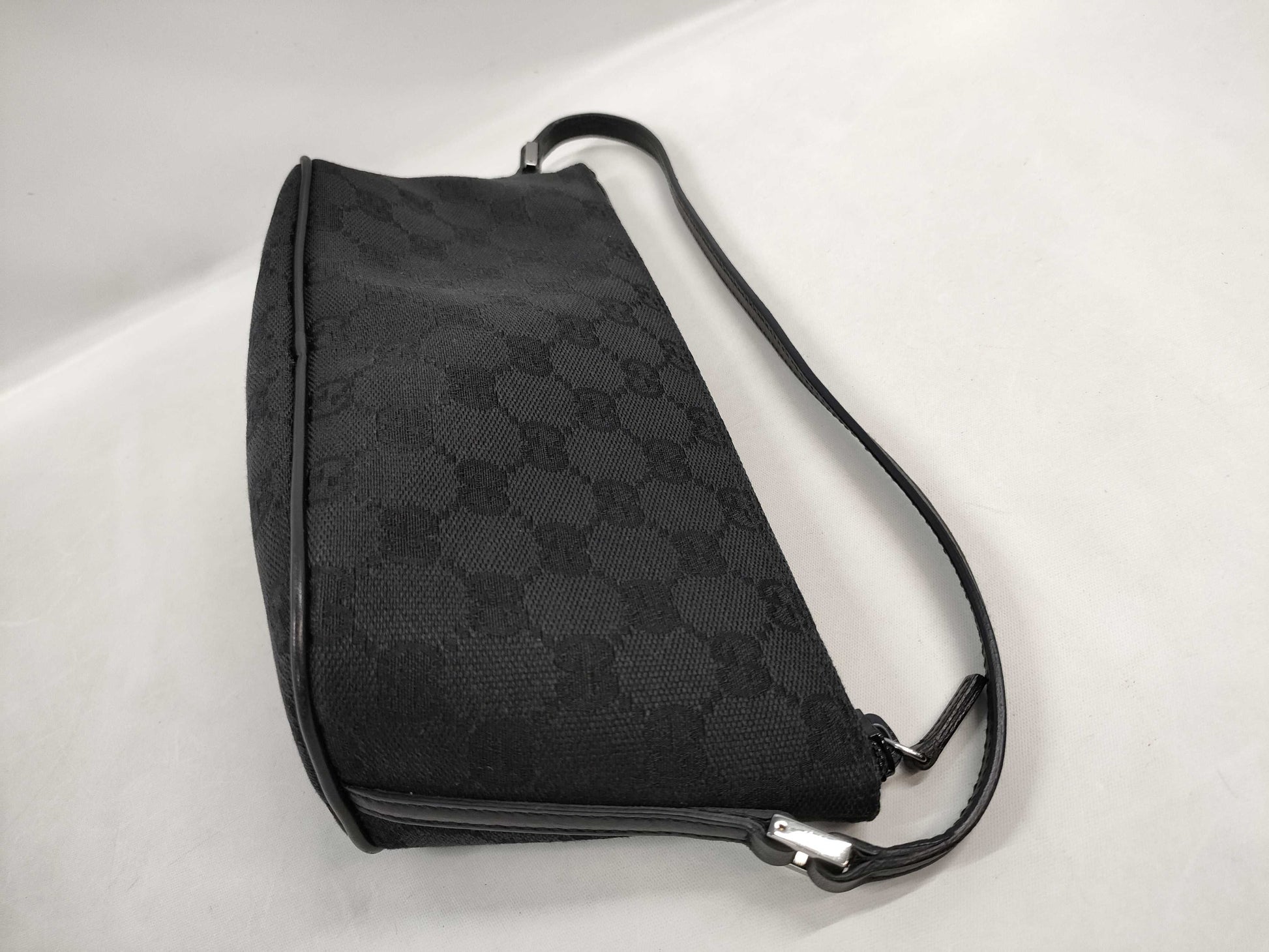 GUCCI GG Canvas Accessory Pouch Handbag Pouch