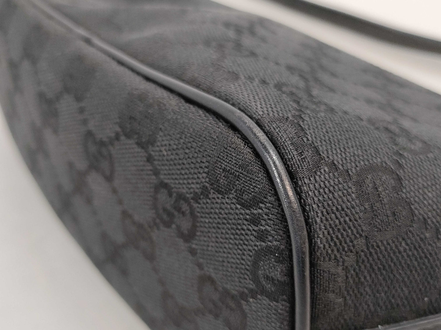 GUCCI GG Canvas Accessory Pouch Handbag Pouch