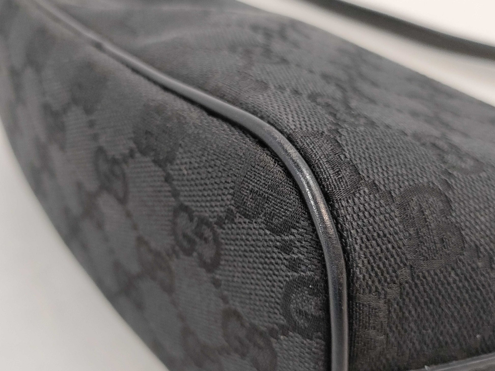 GUCCI GG Canvas Accessory Pouch Handbag Pouch