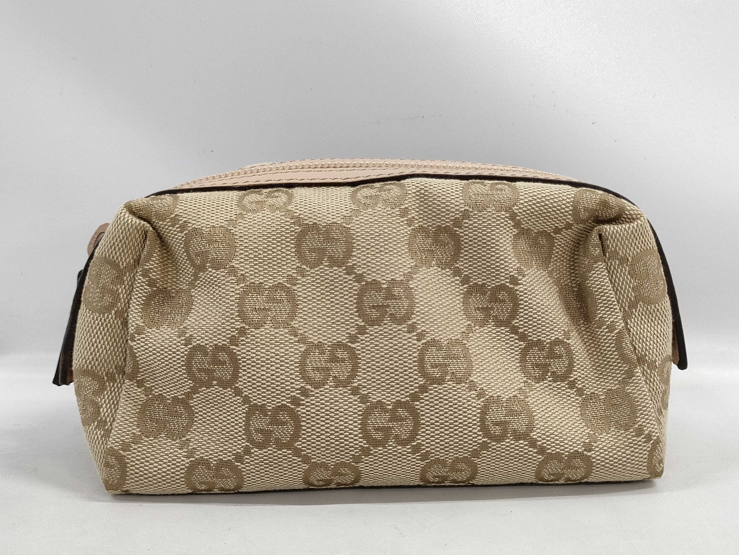 GUCCI GG Canvas Pouch