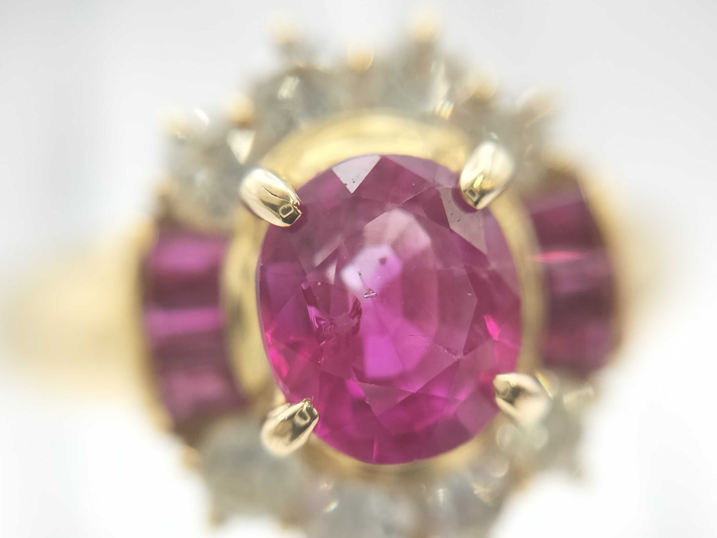 R0.684/0.201ct D0.40ct K18 4.6g Ring